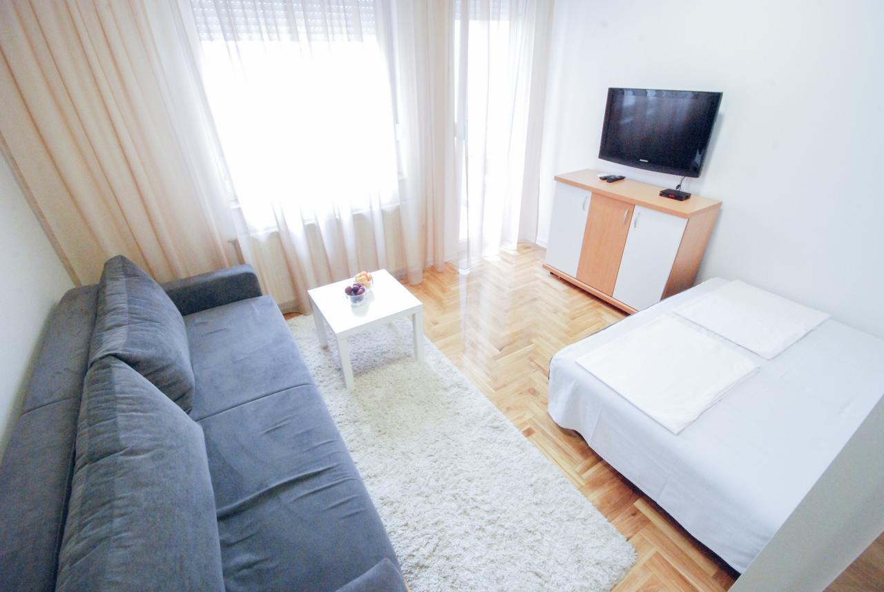 Tiara Apartment 2 Novi Sad Exterior foto