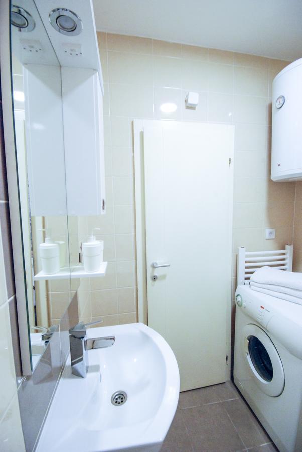 Tiara Apartment 2 Novi Sad Exterior foto