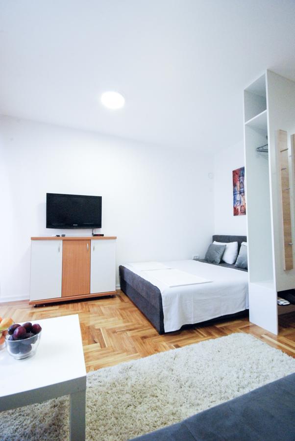 Tiara Apartment 2 Novi Sad Exterior foto